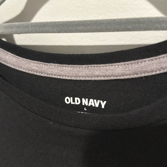 END OF YEAR SALE! | Old Navy Friends TV Shirt - Picture 3 of 3